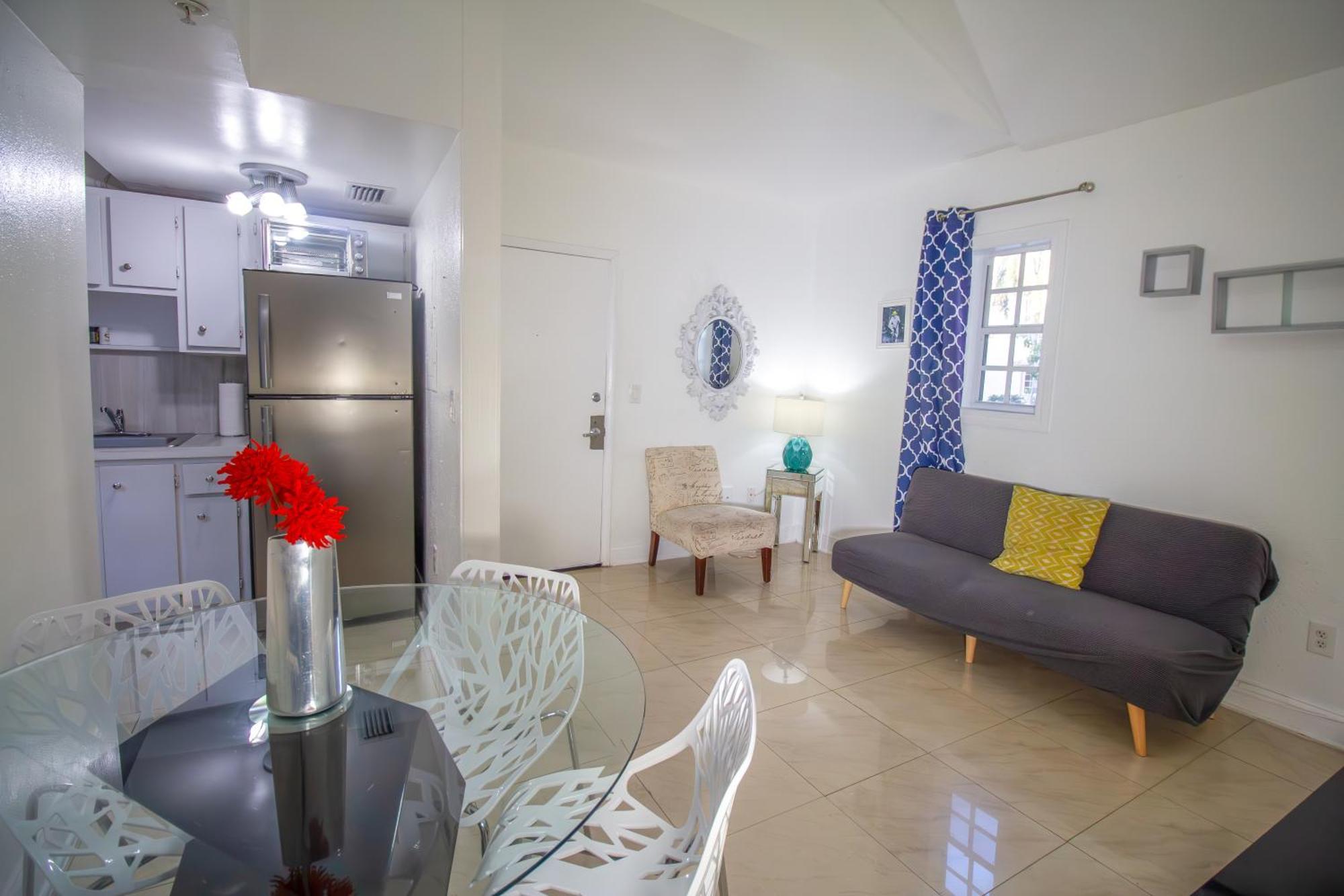 Hispaniola Apartments Part Of The Oasis Casita Collection Miami Beach Exterior photo