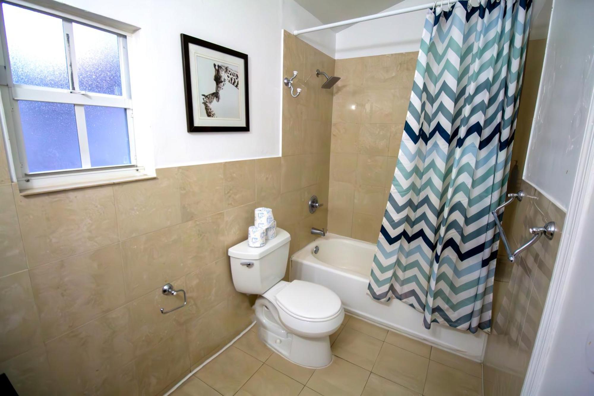 Hispaniola Apartments Part Of The Oasis Casita Collection Miami Beach Exterior photo