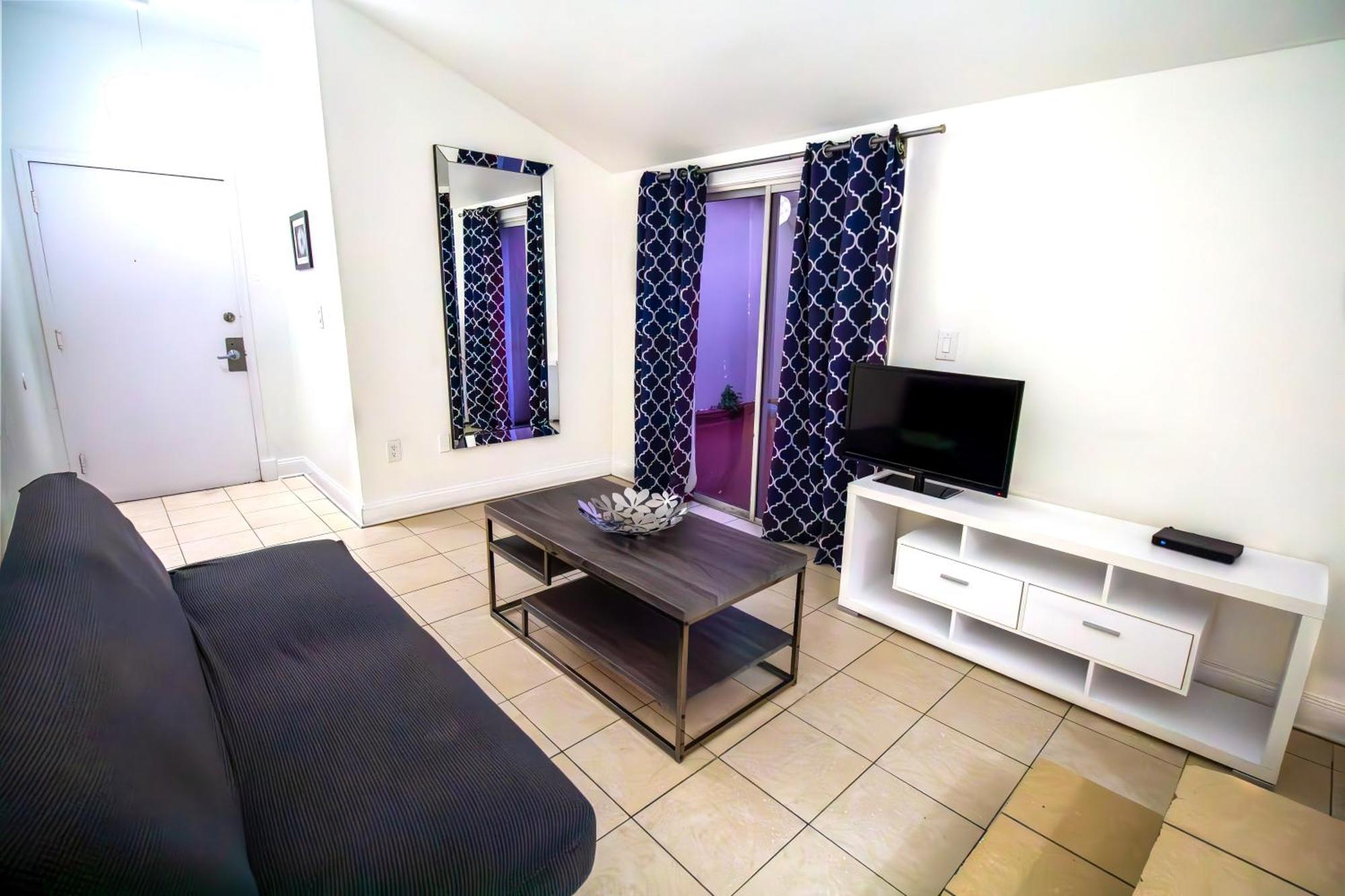 Hispaniola Apartments Part Of The Oasis Casita Collection Miami Beach Exterior photo